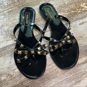 NWOT - Victoria Adames “Valencia” Jelly Sandals